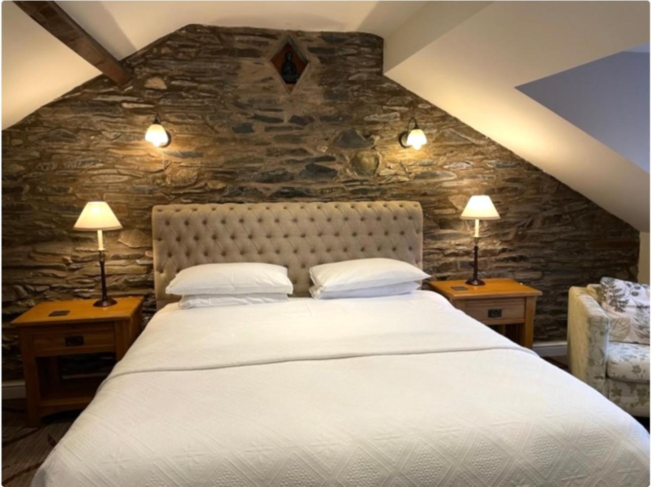 Yewfield Self Catering Apartments Хоуксхед Экстерьер фото